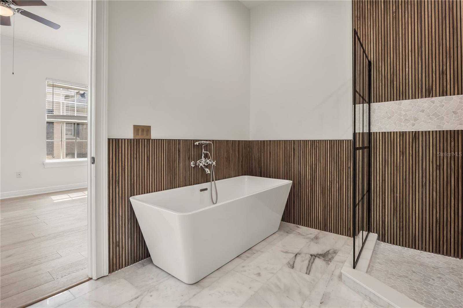 BALDWIN PARK REP 01 - Residential Income