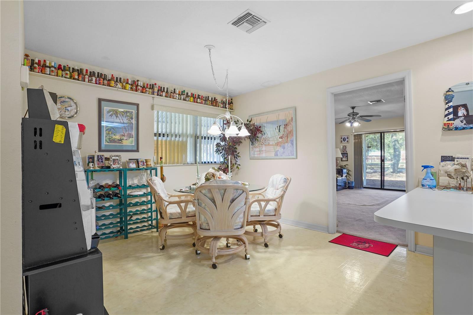 MOSS BLUFF RIDGE - Residential