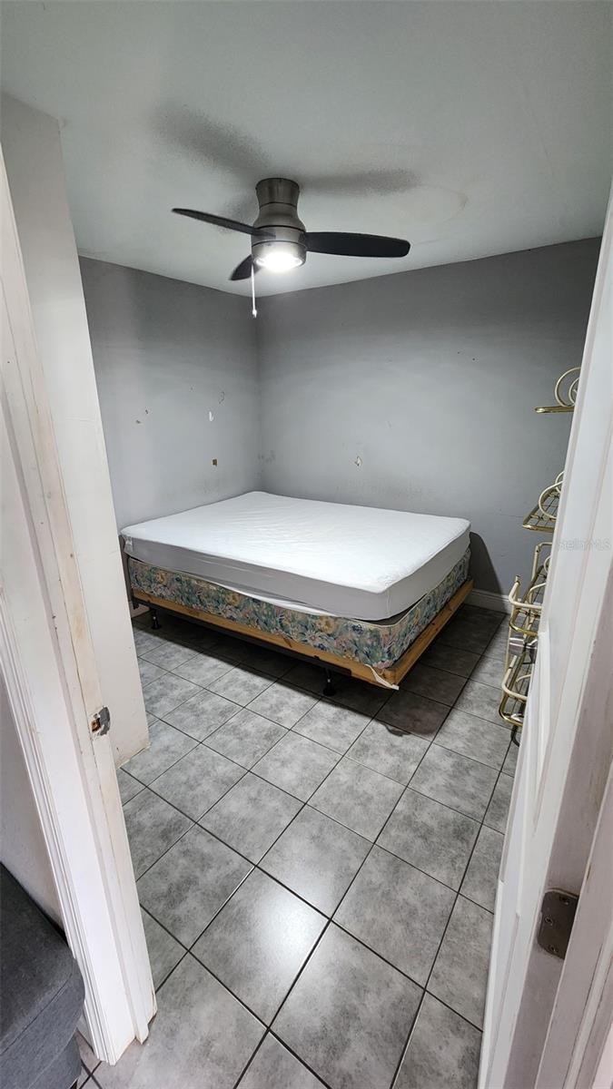 ROSLYN HOMES - Residential