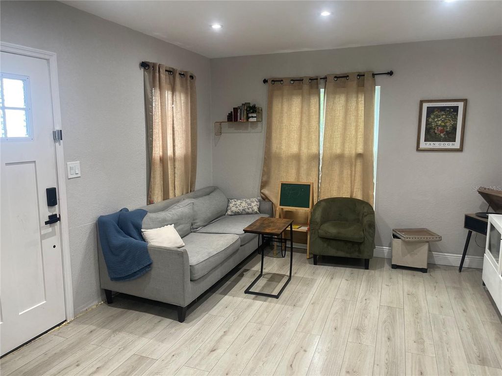 Photo of 4005 N Myrtle Avenue, Tampa, FL 33603 (MLS # TB8511349)