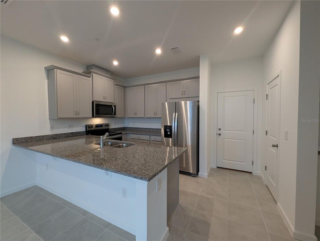 Photo of 3200 Gardenia Reserve Street, Apopka, FL 32712 (MLS # O6394635)