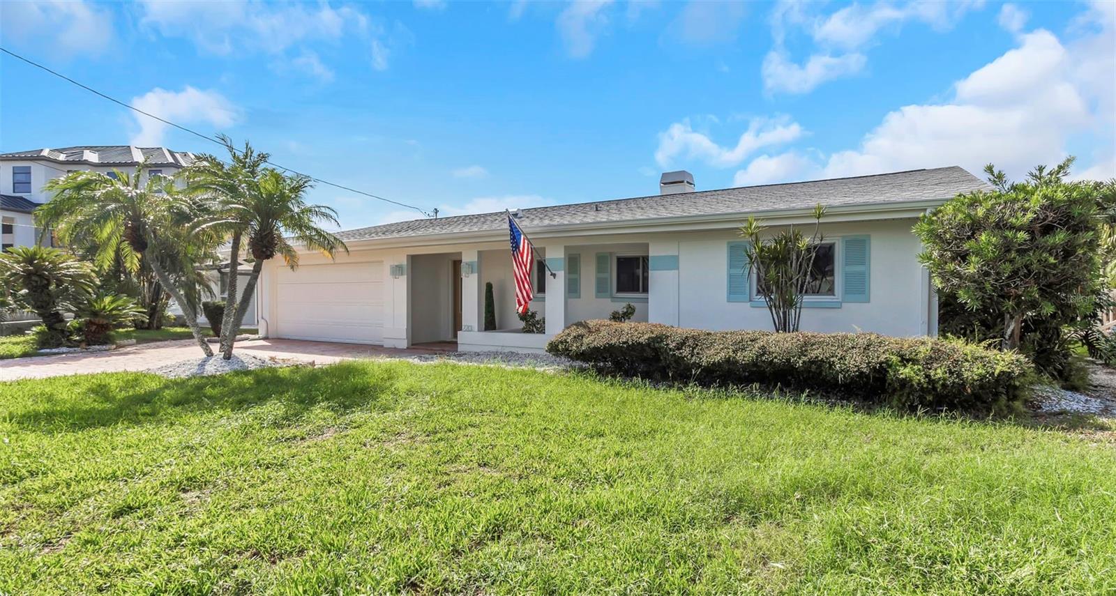 220 DRIFTWOOD DRIVE S