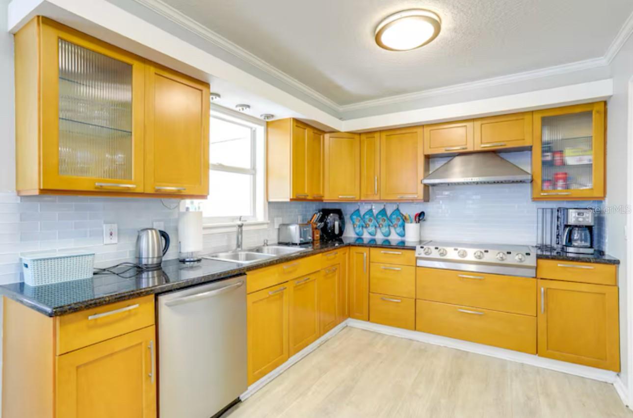 EDEN LAKE ESTATES SUB - Residential