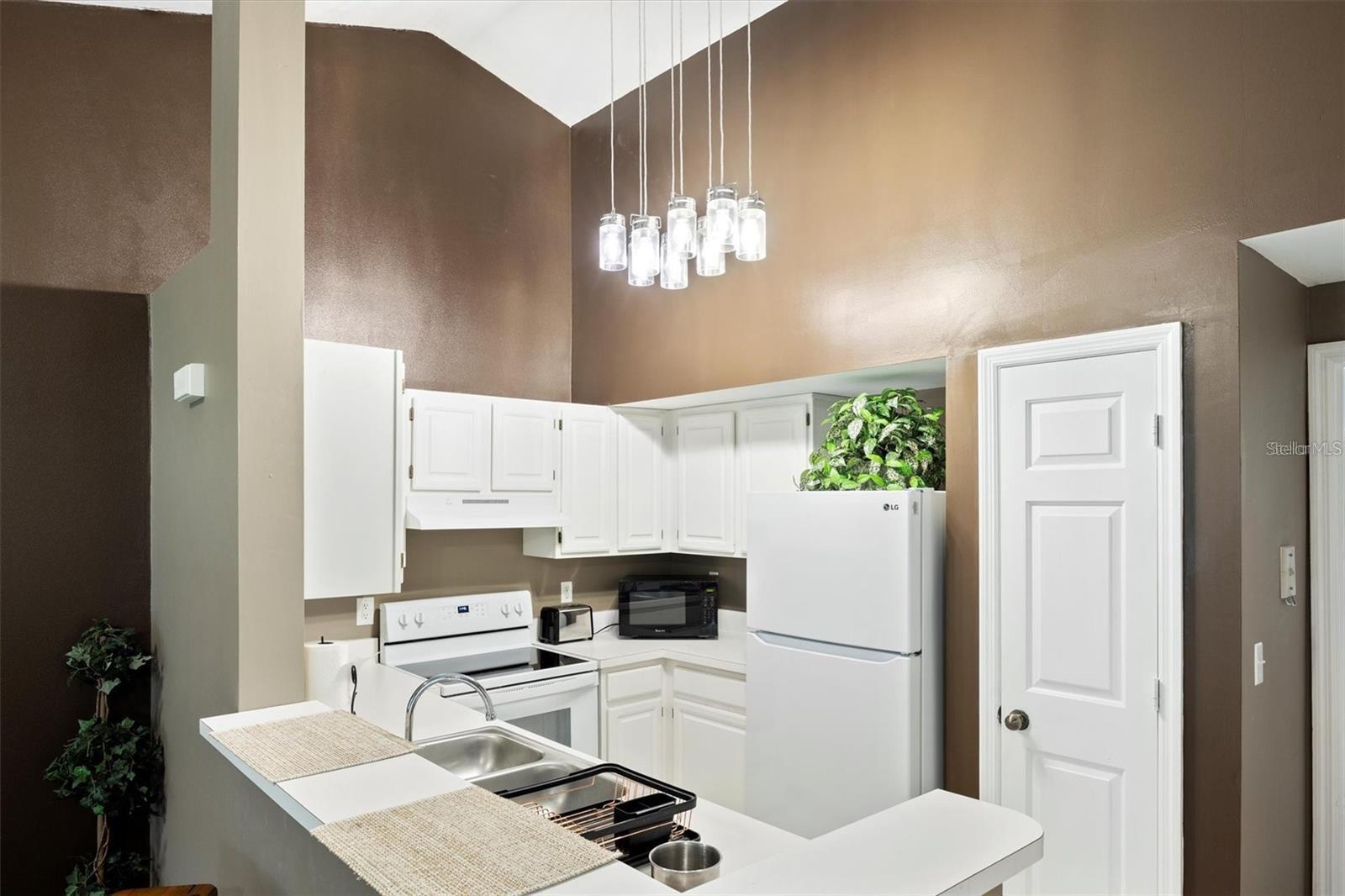 THE LINKS - Residential