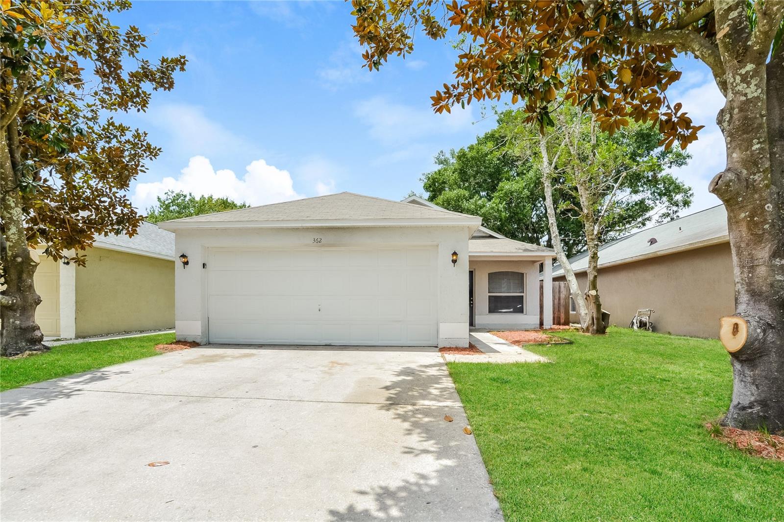 Discover this inviting 3-bedroom, 2-bathroom pet-friendly home spanning 1,292 sq ft. The kitchen features essential appliances like a refrigerator and range oven. Relax in a living space enhanced by ceiling fans and window coverings. The bathrooms include a bathtub for added comfort. Enjoy the outdoors in a fenced yard with an attached garage for convenience. Don't miss out on this opportunity—schedule a tour today!