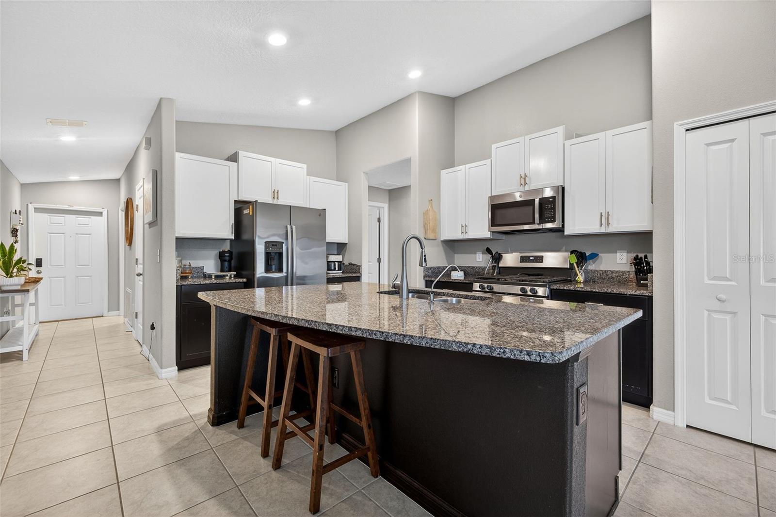 BELMONT SOUTH PH 2F - Residential