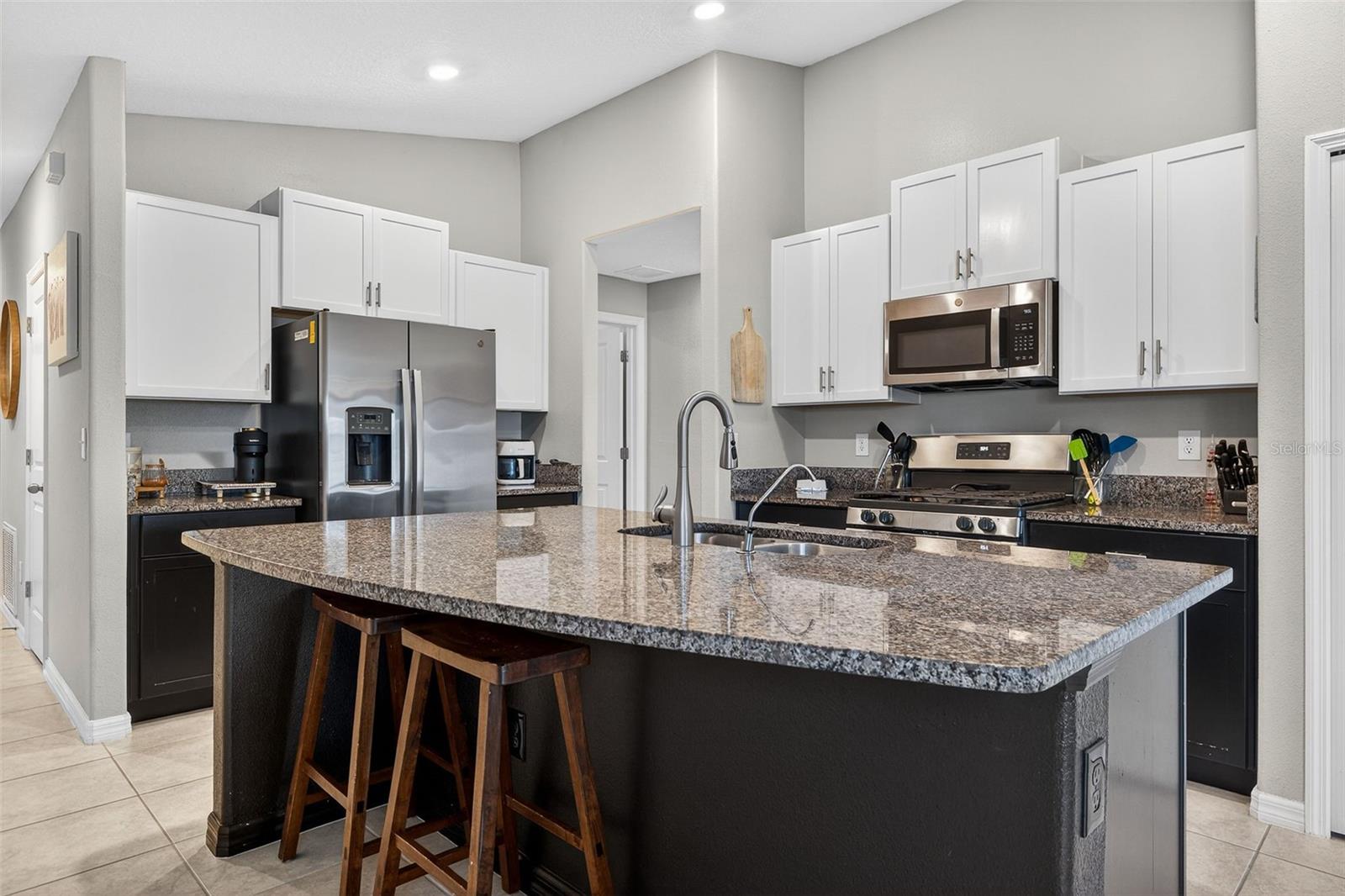 BELMONT SOUTH PH 2F - Residential