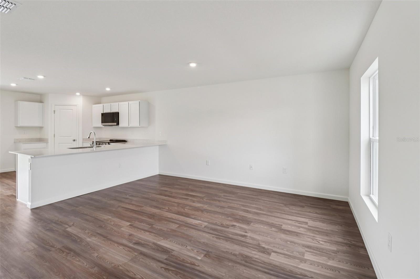 SUMTER VILLAS - Residential