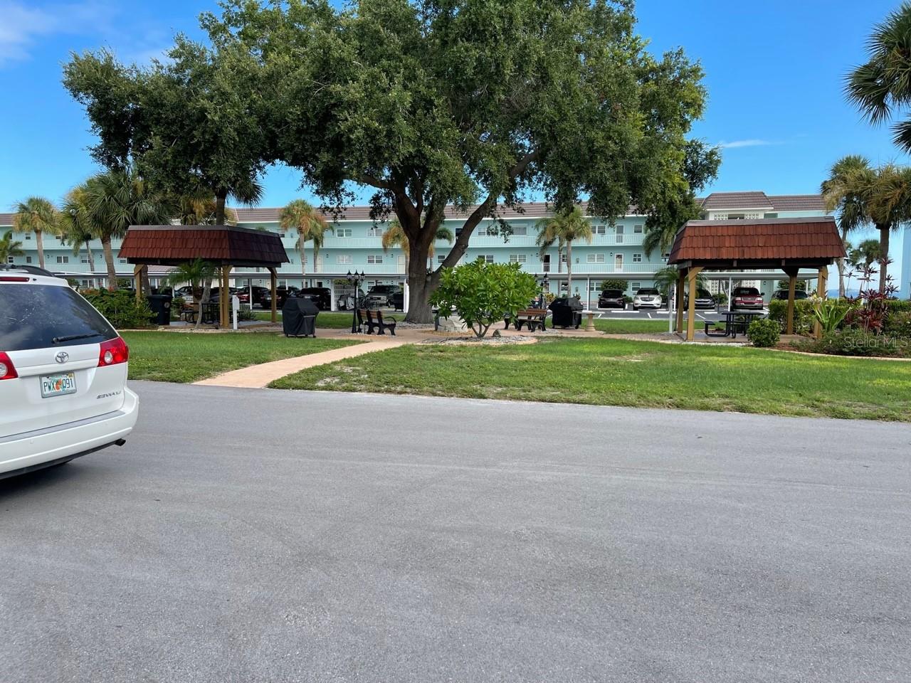 ROYAL STEWART ARMS - Residential Lease