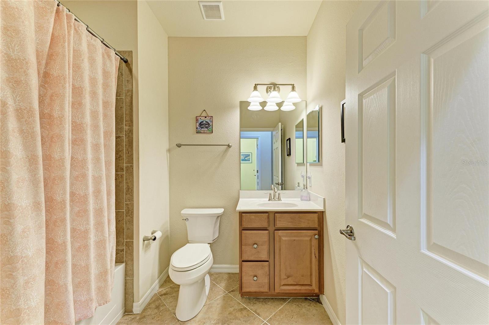 COACH HOMES 1 AT GRAN PARADISO - Residential