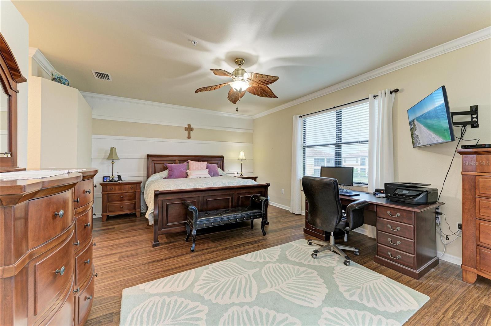 COACH HOMES 1 AT GRAN PARADISO - Residential