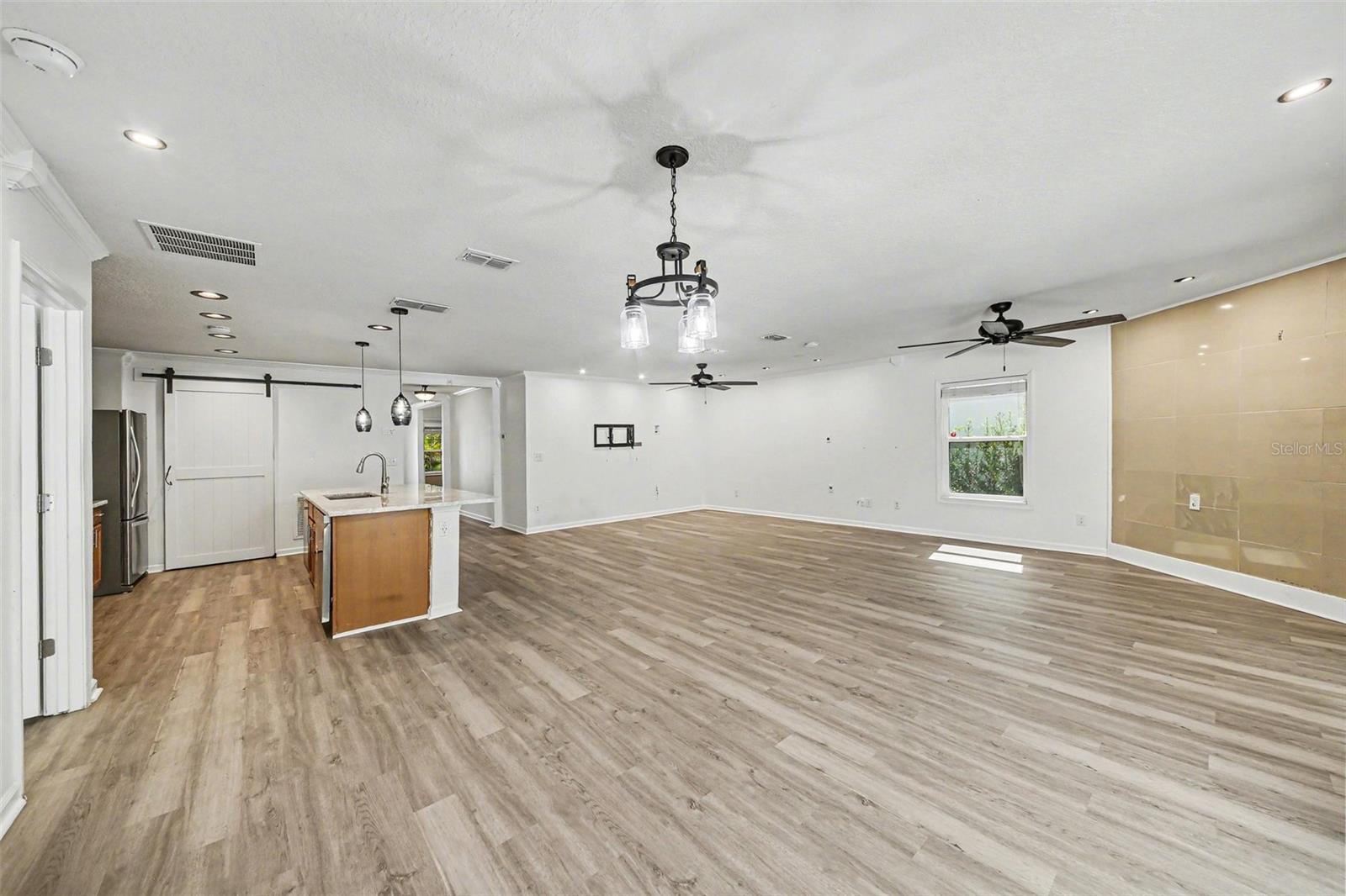 GRAND RESERVE & GOLF CLUB UN 01 - Residential