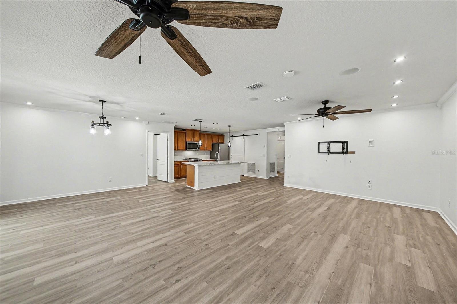 GRAND RESERVE & GOLF CLUB UN 01 - Residential