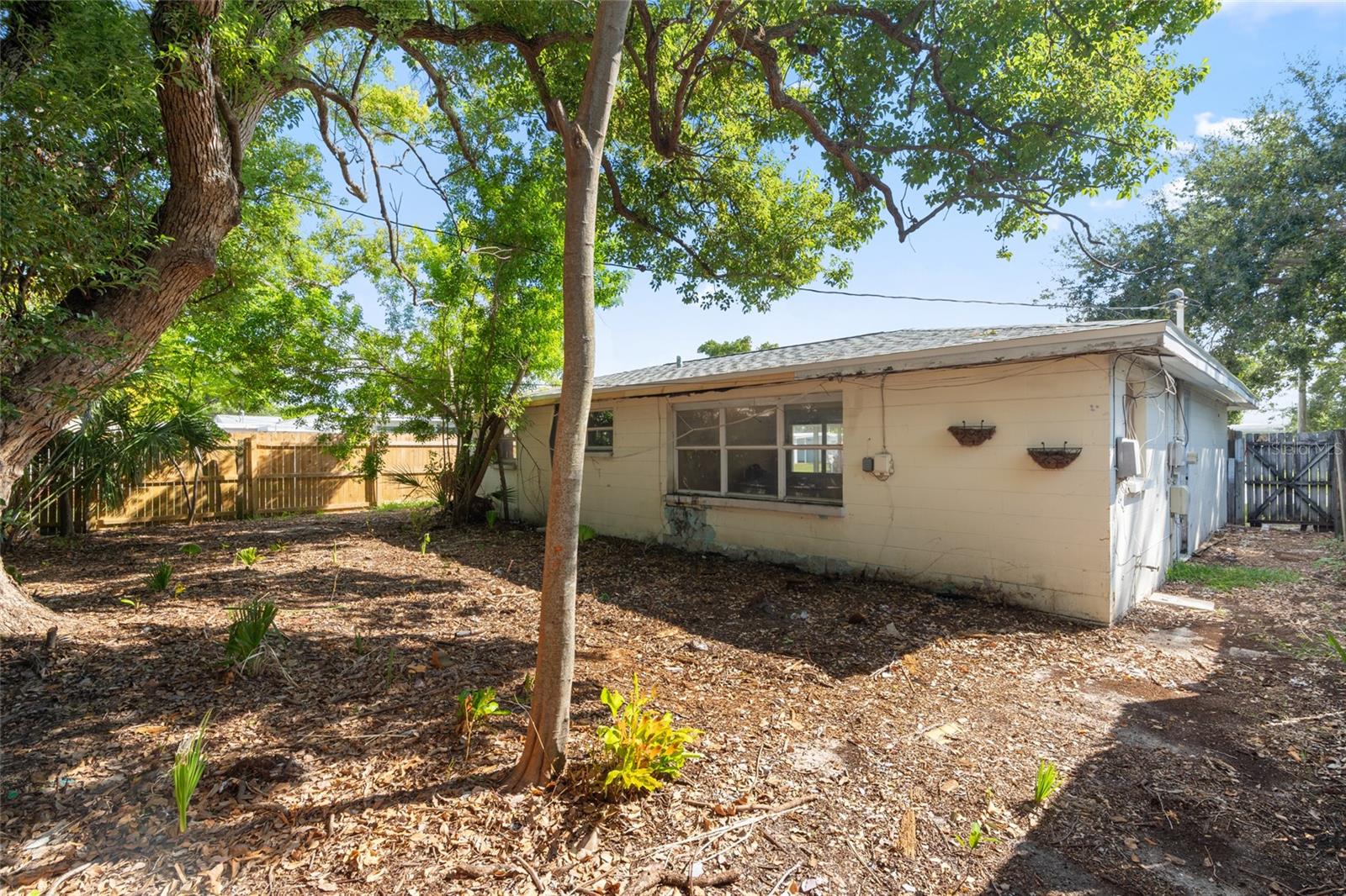 ORANGE LAKE VILLAGE - Residential