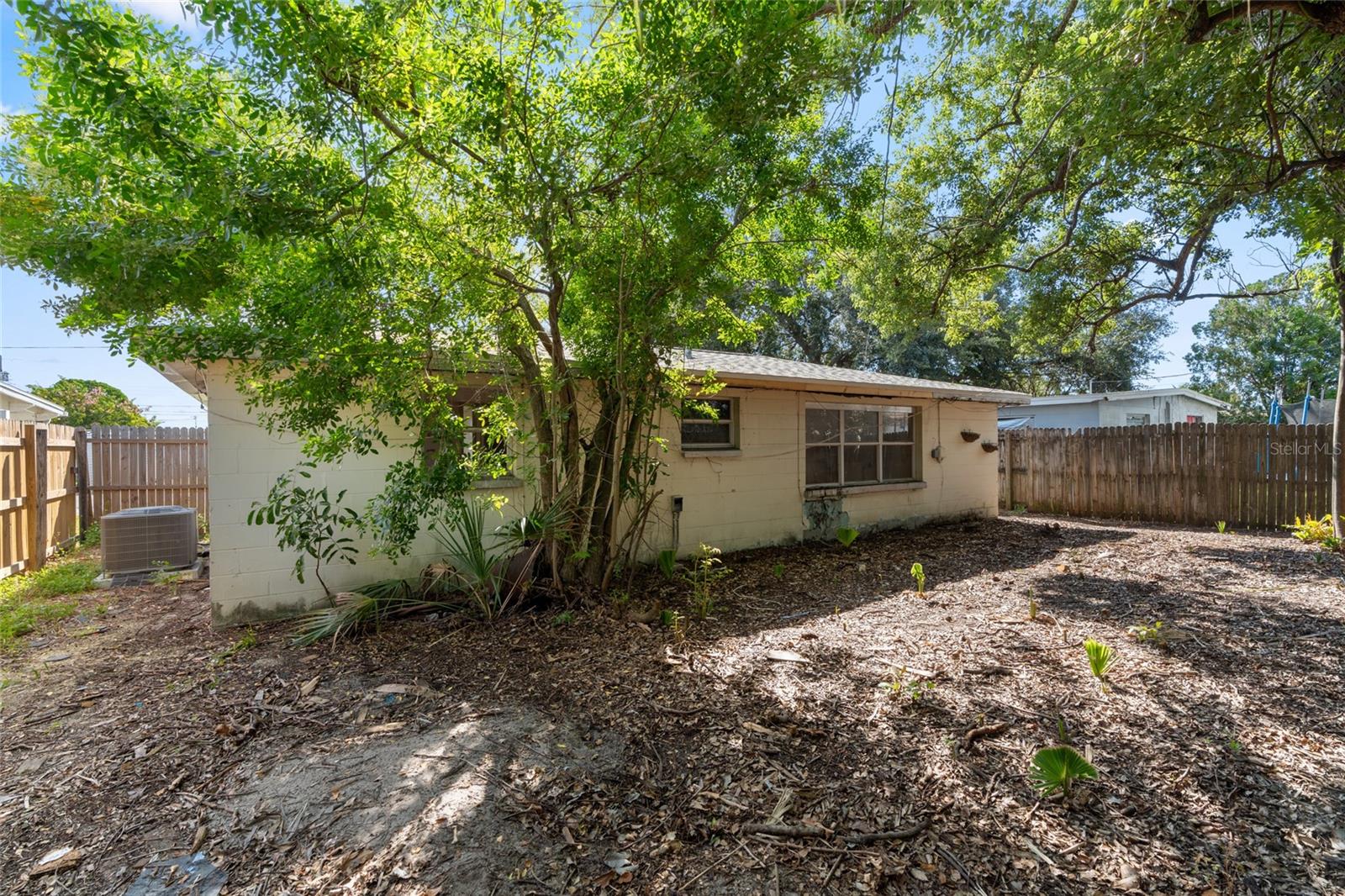 ORANGE LAKE VILLAGE - Residential