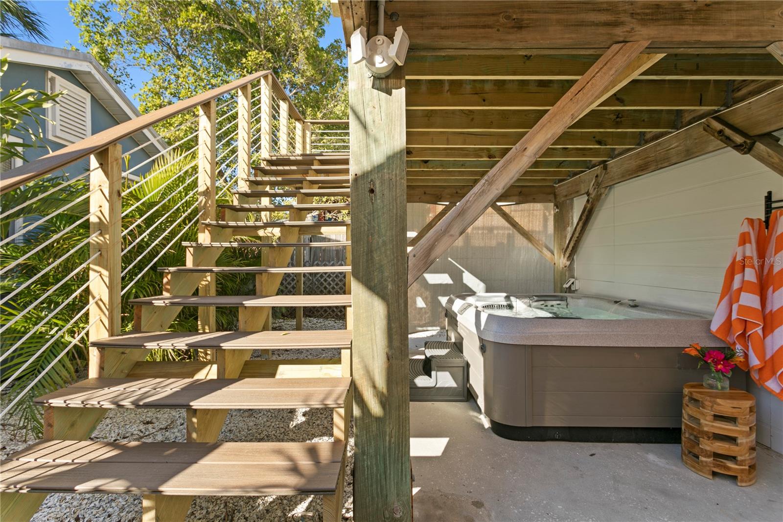 800 GULF BOULEVARD 5
