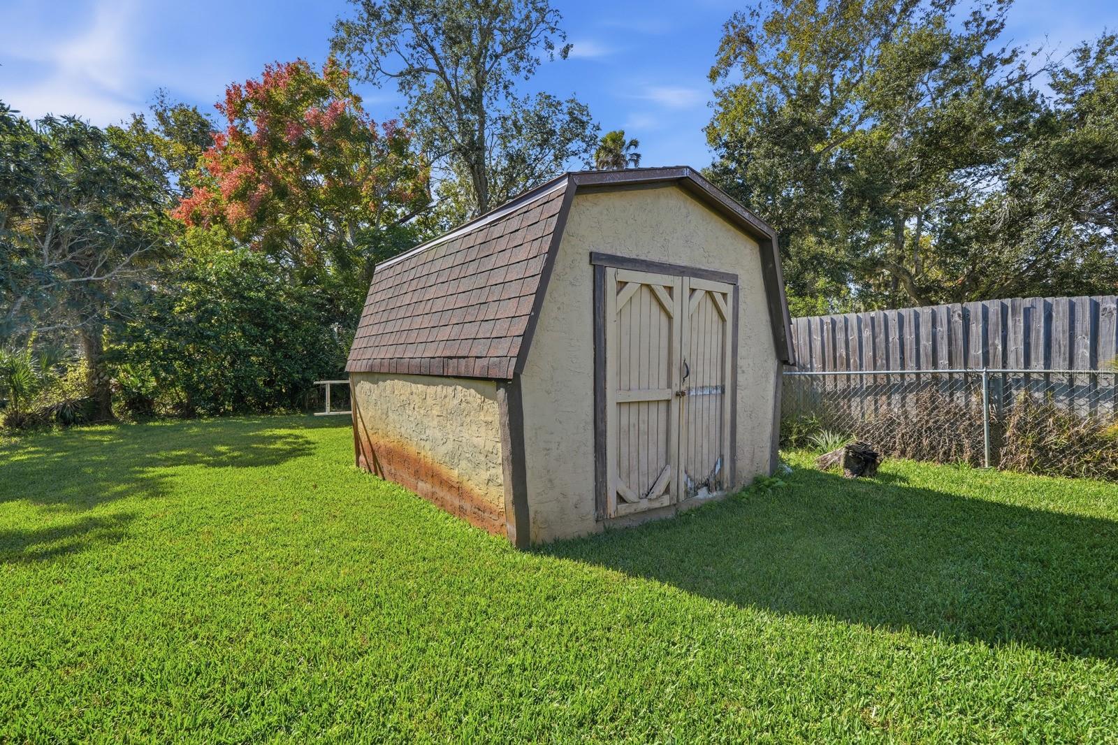 CEDAR POINT - Residential