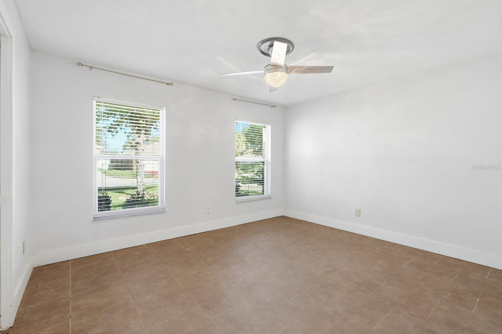 CEDAR POINT - Residential