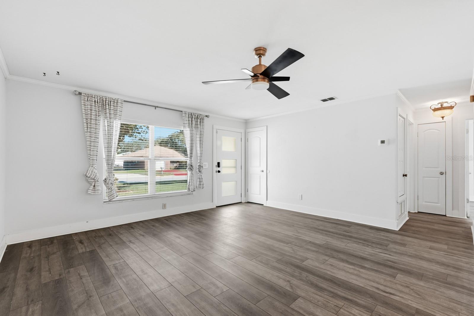 CEDAR POINT - Residential