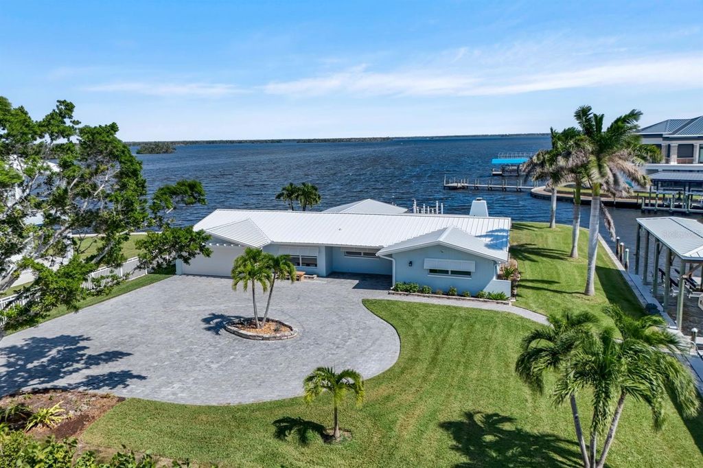 Photo of 5596 Avenida Pescadora, Fort Myers Beach, FL 33931 (MLS # C7516797)