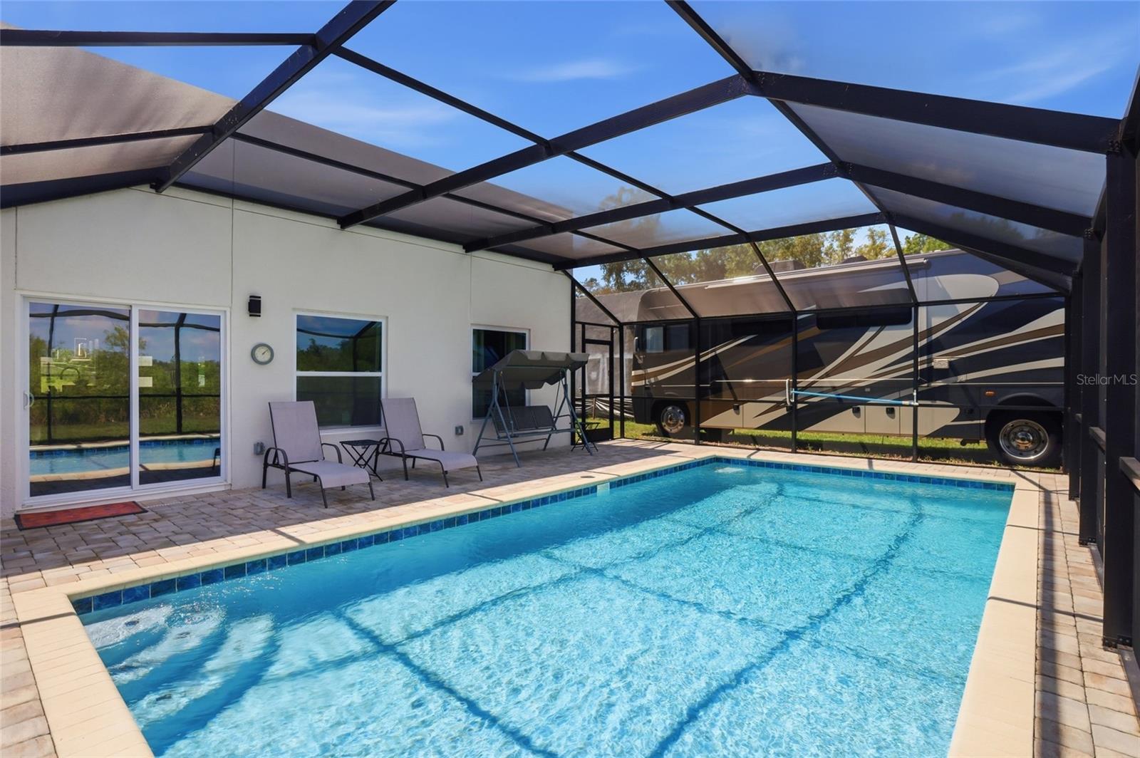 HOLLY HILL GROVE & FRUIT CO - Residential