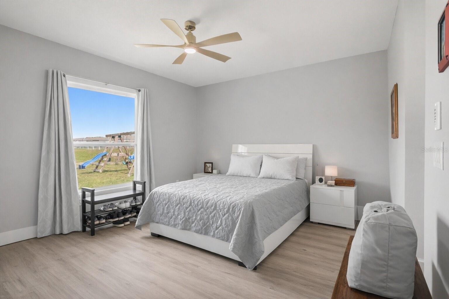 HOLLY HILL GROVE & FRUIT CO - Residential