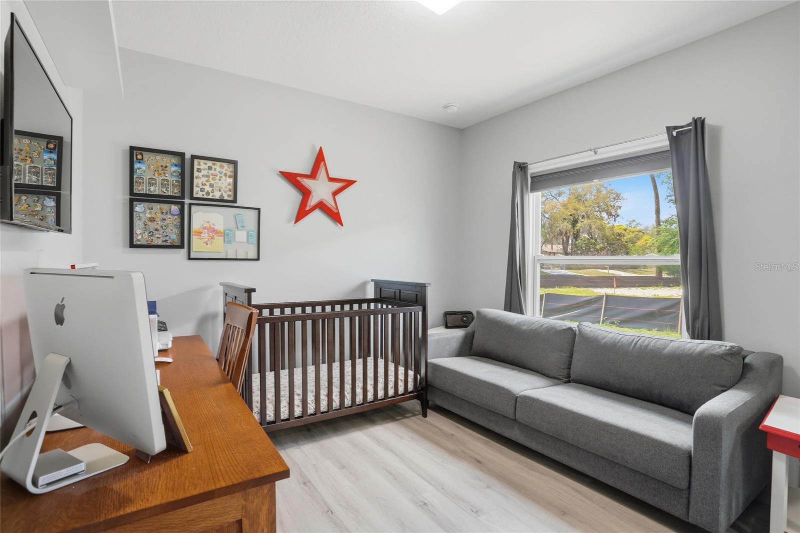 HOLLY HILL GROVE & FRUIT CO - Residential