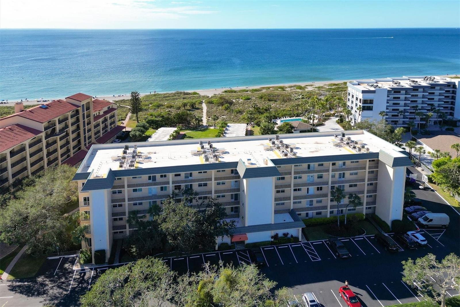 BAY TREE CLUB - Residential Lease