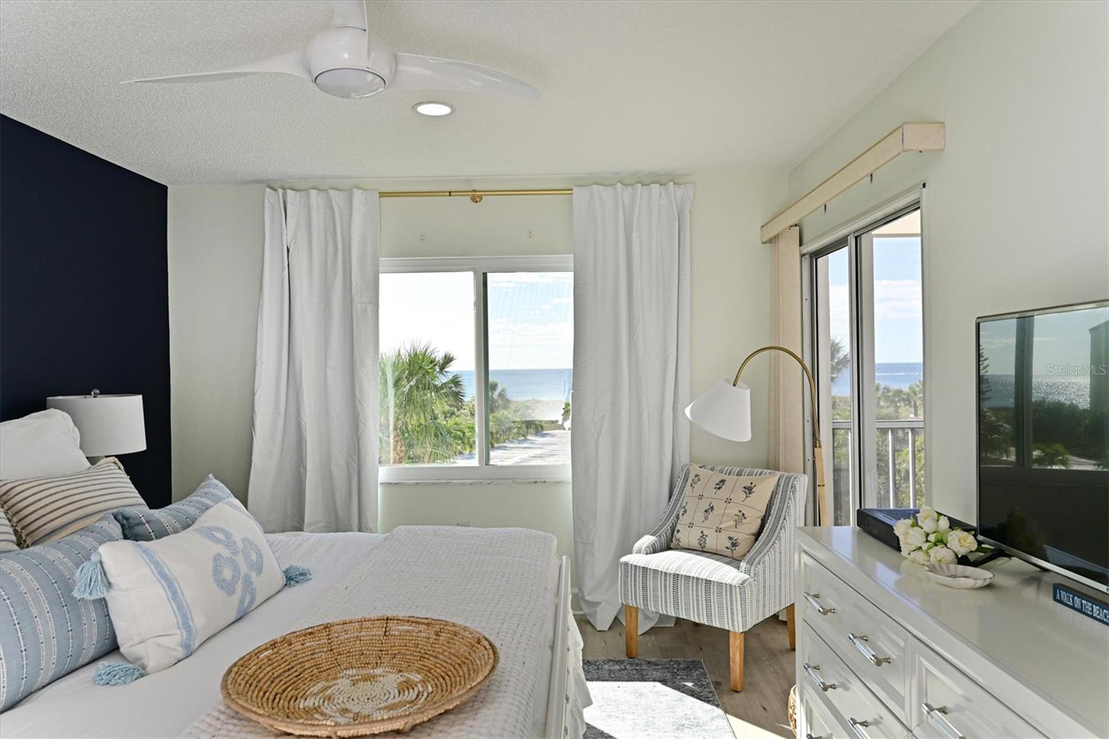 BAY TREE CLUB - Residential Lease