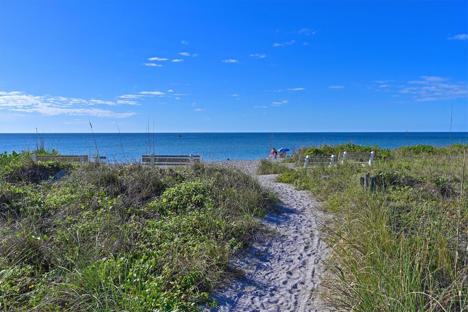 BAY TREE CLUB - Residential Lease