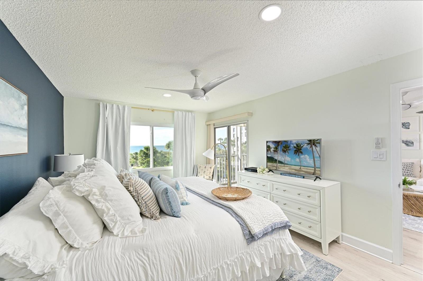 BAY TREE CLUB - Residential Lease