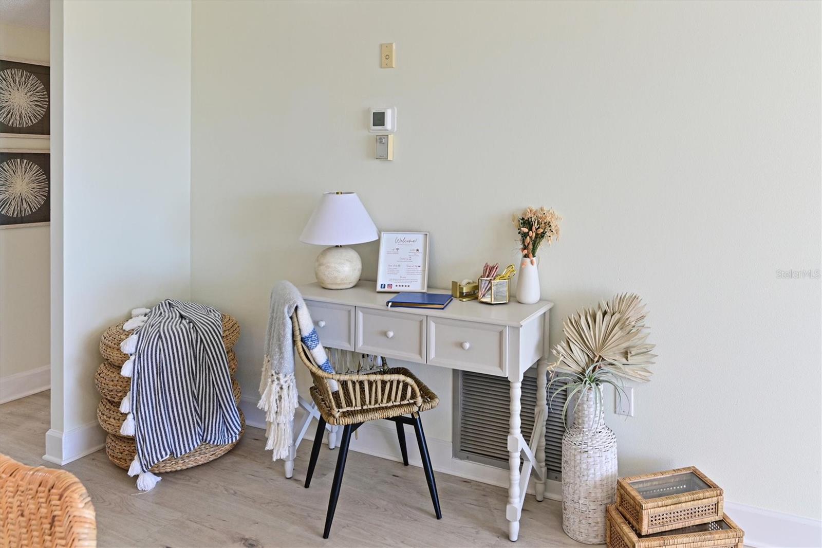BAY TREE CLUB - Residential Lease