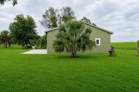 Tiny photo for 37180 County Road 452, Grand Island, FL 32735 (MLS # O6419737)
