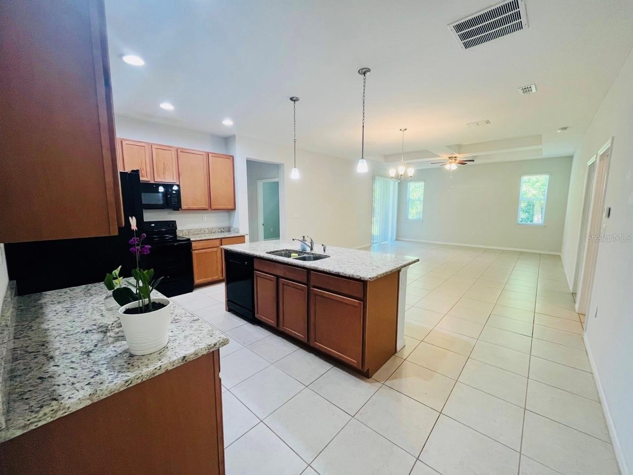 SHINGLE CREEK RESERVE AT THE OAKS PH 6 - Residential