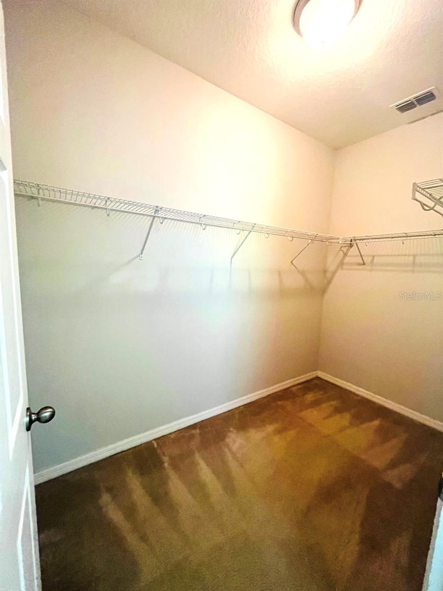 SHINGLE CREEK RESERVE AT THE OAKS PH 6 - Residential