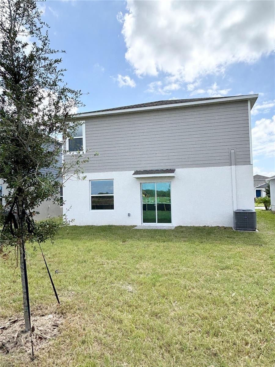 RANCHES/LK MCLEOD III - Residential Lease