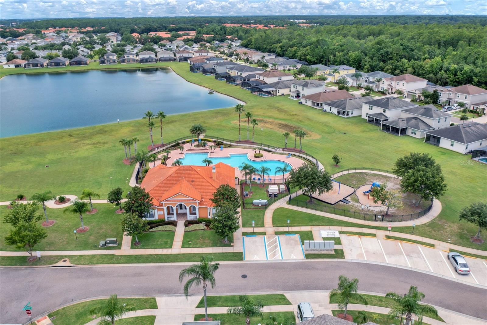 CRYSTAL COVE RESORT - Residential