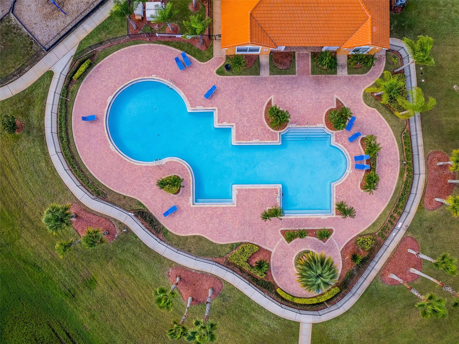 CRYSTAL COVE RESORT - Residential