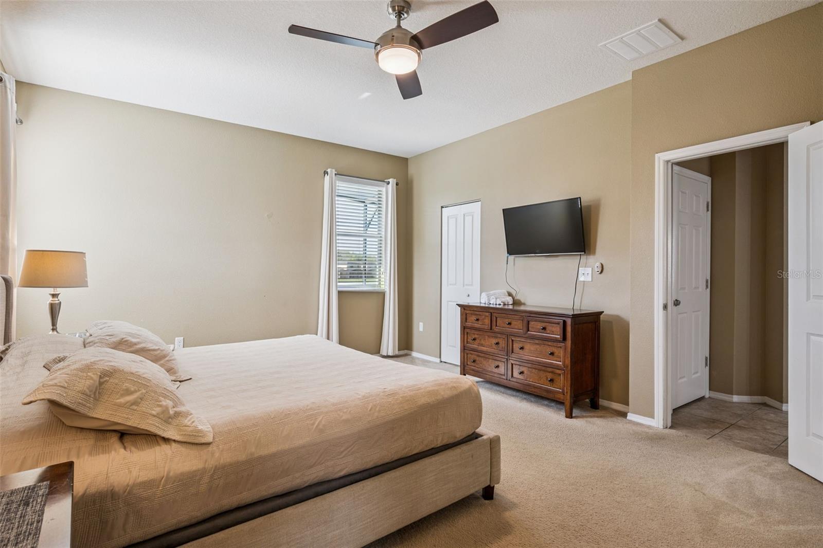 CRYSTAL COVE RESORT - Residential