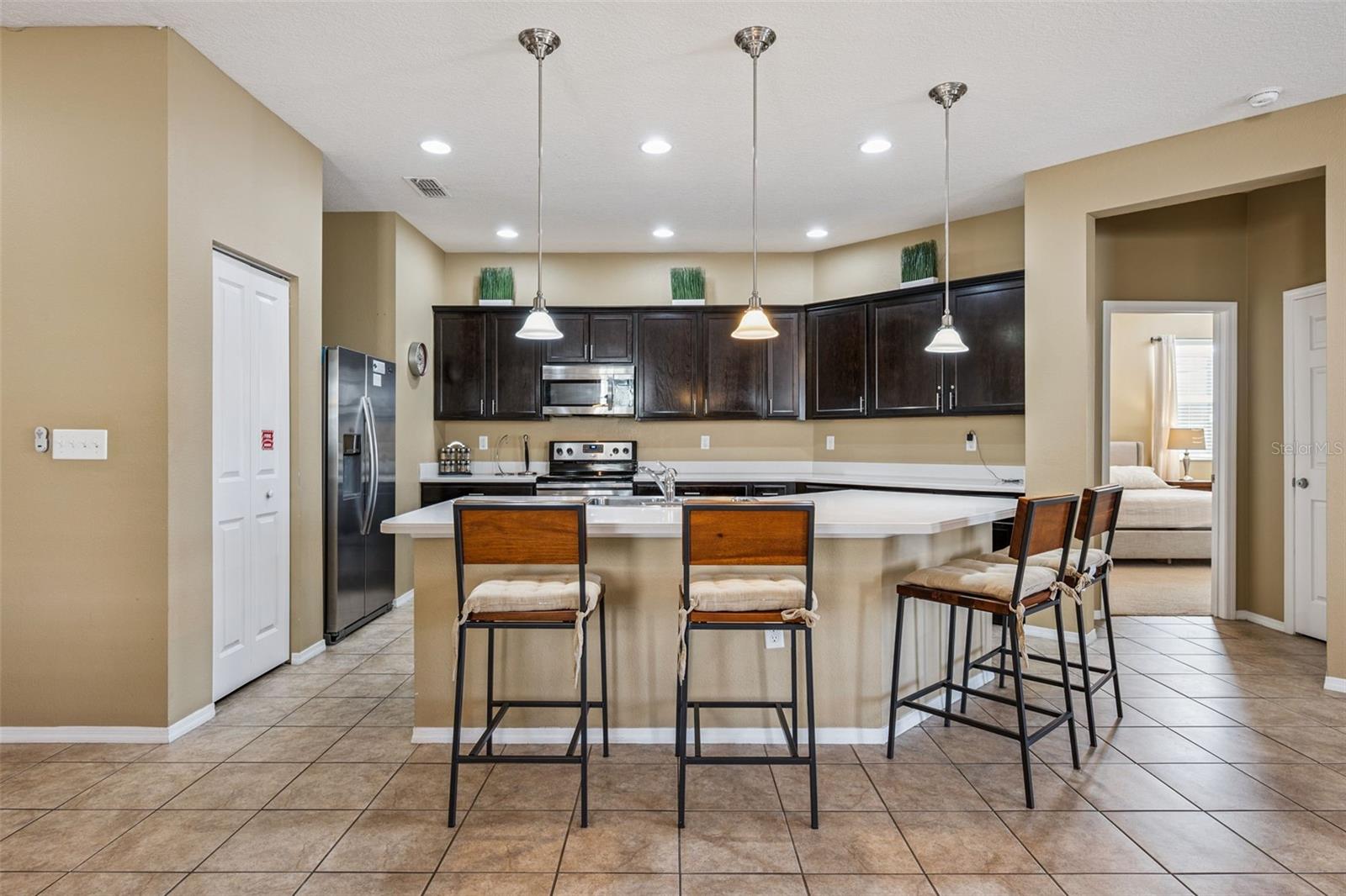 CRYSTAL COVE RESORT - Residential