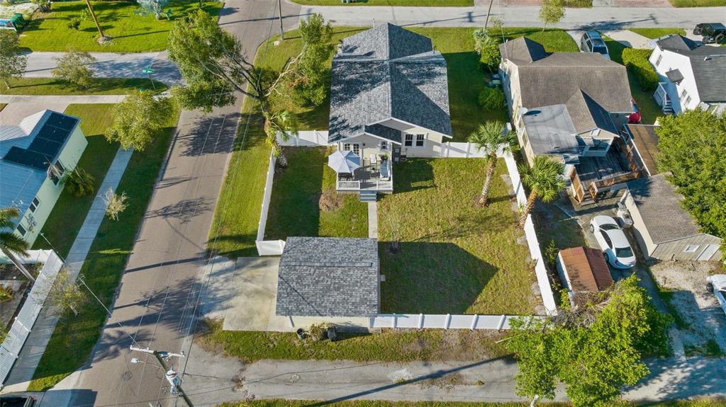 Photo of 924 W Braddock Street, Tampa, FL 33603 (MLS # TB8431398)