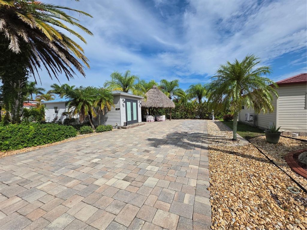 Photo of 601 SW 42nd Cove #35, Okeechobee, FL 34974 (MLS # OK225098)