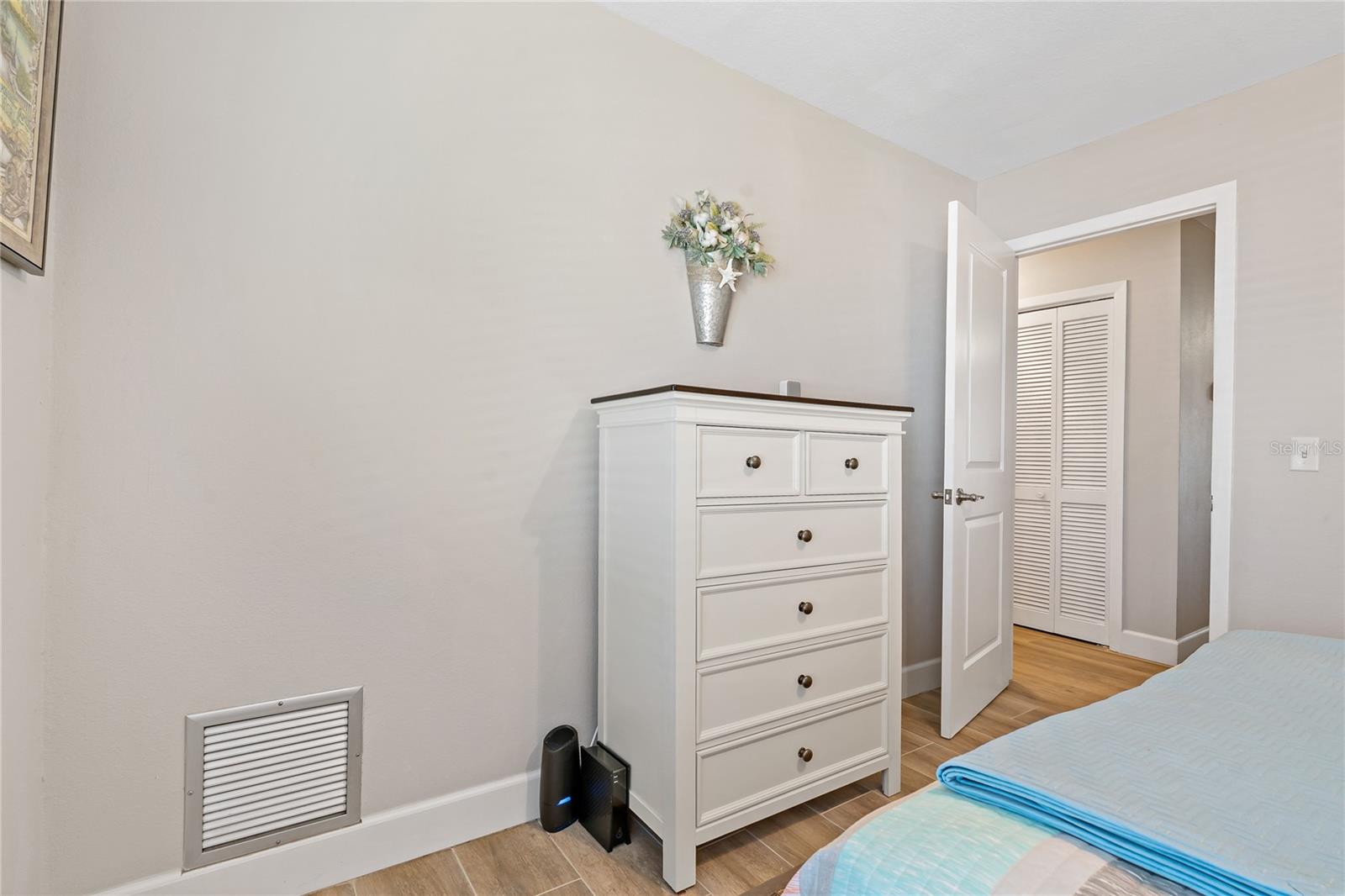 MOORINGS THE CONDO - Residential