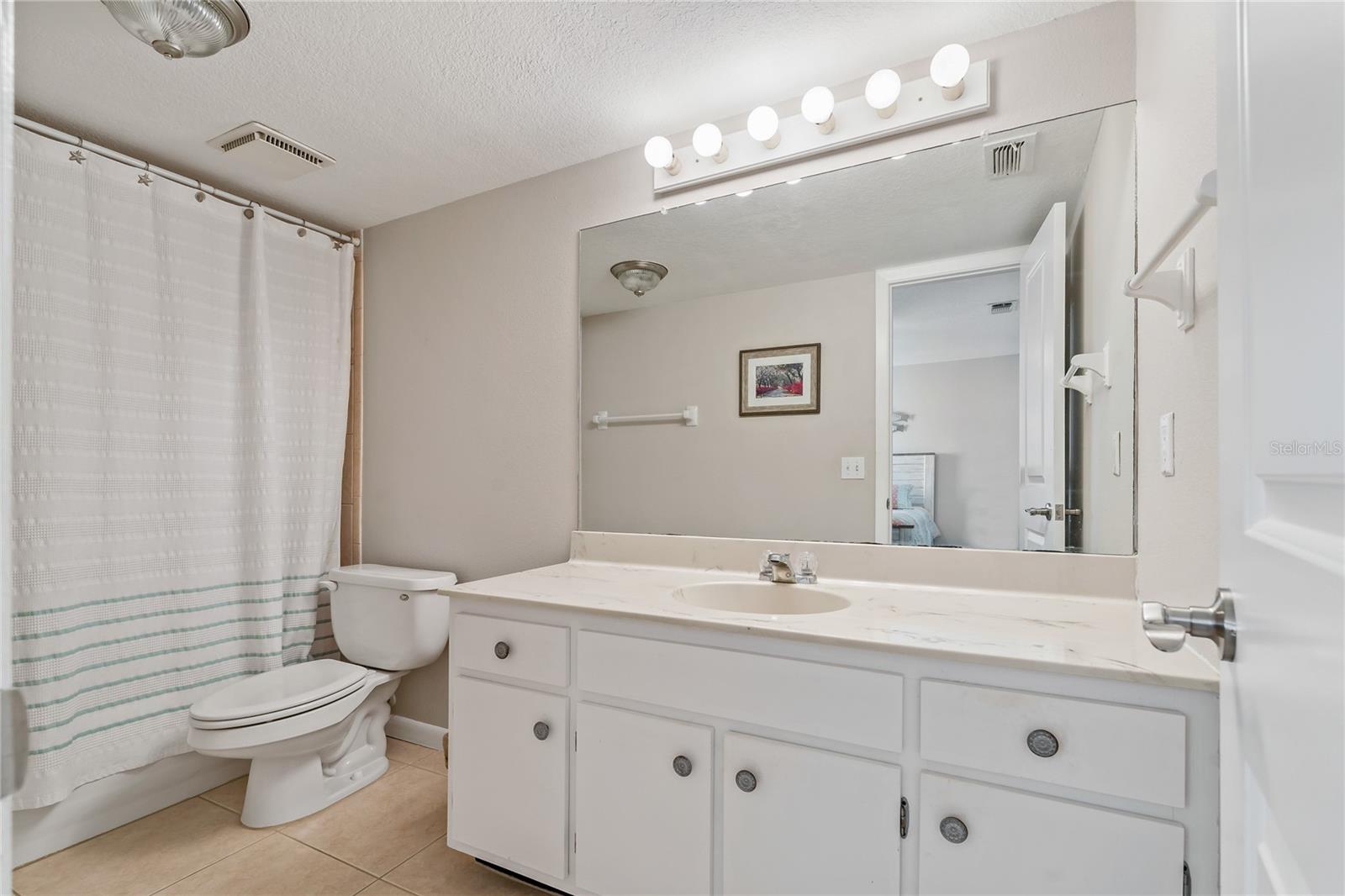 MOORINGS THE CONDO - Residential