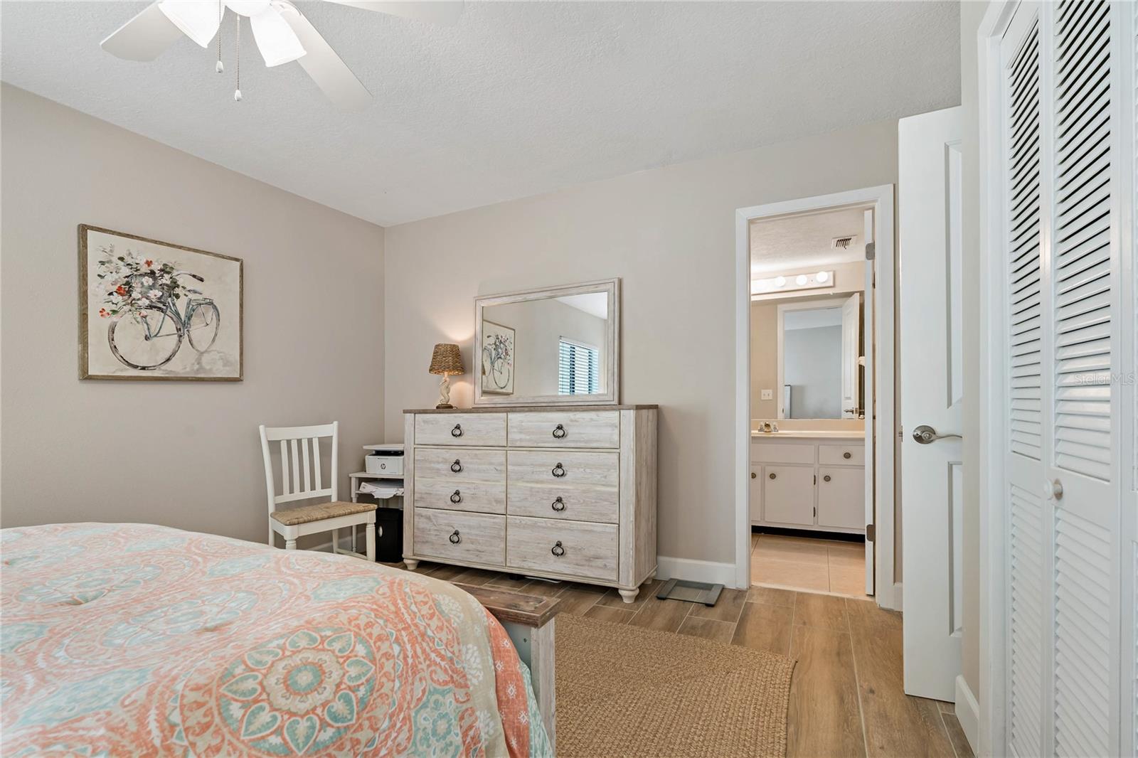 MOORINGS THE CONDO - Residential