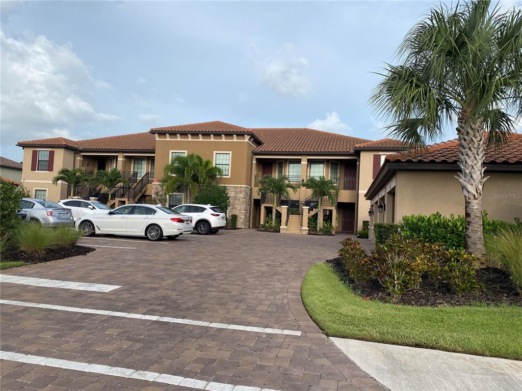 BACCIANO II AT ESPLANADE LAKEWOOD RANCH - Residential Lease