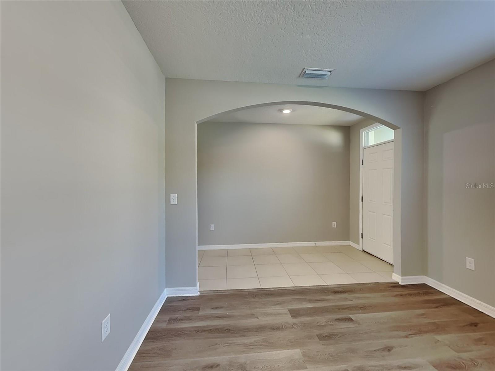 2819 GREENLEAF TERRACE