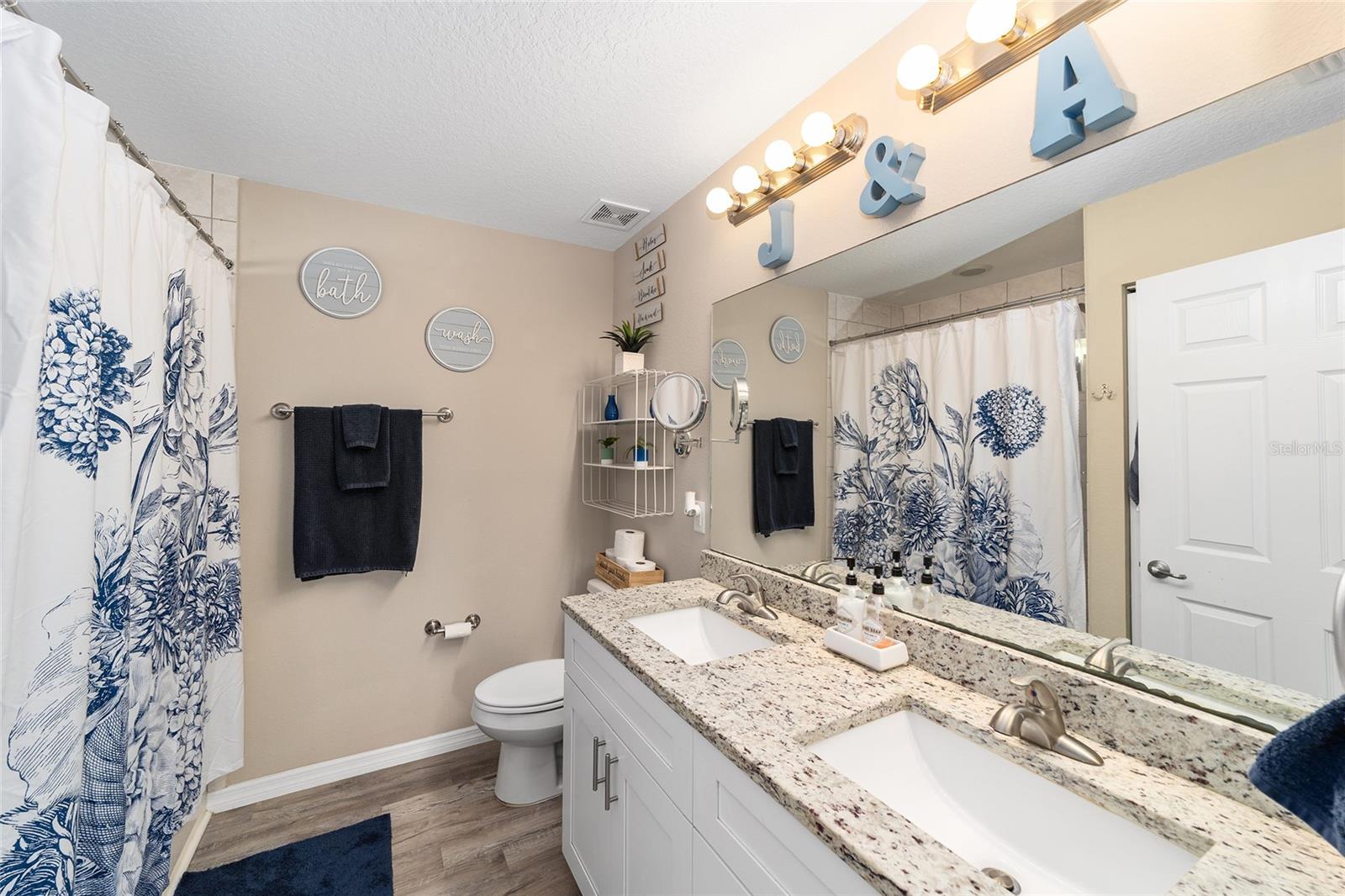 SILVER SPGS SHORES UN 18 - Residential