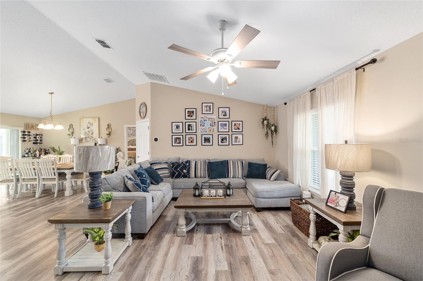 SILVER SPGS SHORES UN 18 - Residential