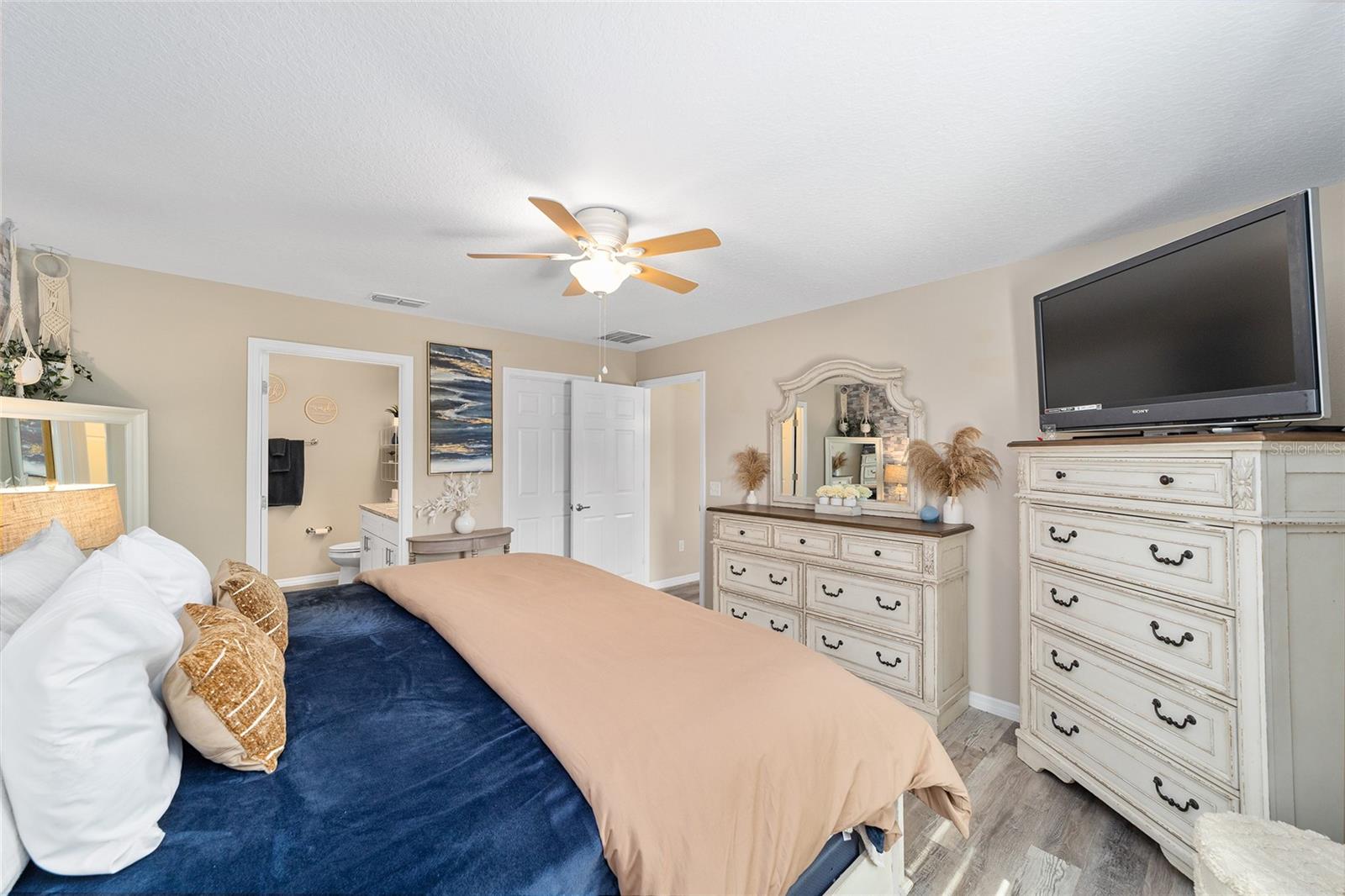 SILVER SPGS SHORES UN 18 - Residential